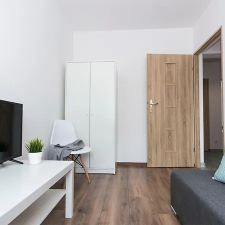 White Rooms Rentyear Apartments Casa de hóspedes Gdańsk