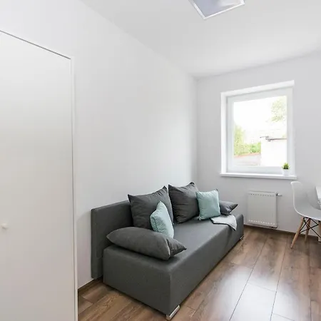 White Rooms Rentyear Apartments